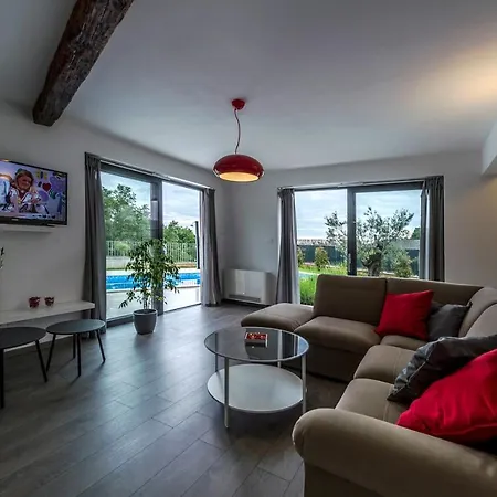 Villa Modern Sol Anima With Private Pool Jakici