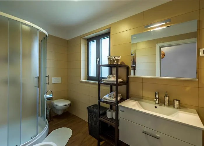 Modern Sol Anima With Private Pool Jakici