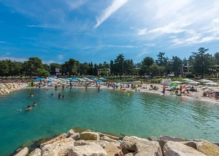 Modern Sol Anima With Private Pool Jakici